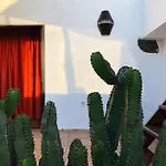 Casa Lupe. Art-Inspired Courtyard House In Teguise
