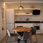 Apt The V Home