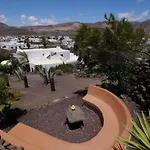 Grosses Ferienhaus In Guatiza Mit Gemeinsamem Pool