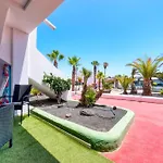 Apartment La Vela Azul -Pool & Tennis - Free Ac &Good Wifi- Smart Tv