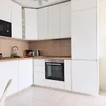 Bright & Spacious With Aircon