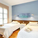 Charming Villa In Playa Blanca With Private Pool