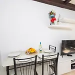 Jardines Apartment 2