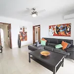 Extraordinary Playa Blanca Villa 3 Bedrooms Villa Naraku Spacious Sun Terrace Outdoor Pool, Hot Tub And Bbq Playa Blanca