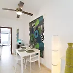 Extraordinary Playa Blanca Villa 3 Bedrooms Villa Naraku Spacious Sun Terrace Outdoor Pool, Hot Tub And Bbq Playa Blanca