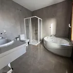 Villa Lava