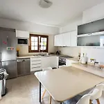 Villa Lava