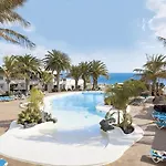 R2 Bahia Kontiki Beach Apartments