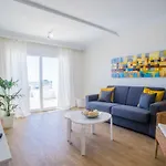 Flower Beach Suite 26