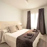 Flower Beach Suite 7