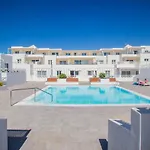 Flower Beach Suite 23