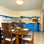 Villa Hannah - Stunning Sea Views - Roof Terrace
