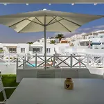 Flower Beach Suite 1