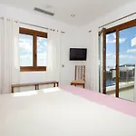 Villa Carlota