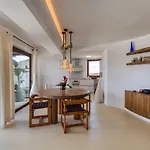 Villa Taguluche Famara