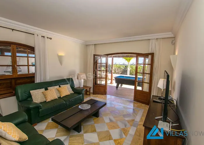 Villa Valentina - Lh156 By Villas Now Ltd