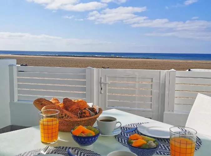 Luxury Apartment On The Beach