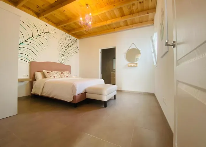 Apartment Alma 1
