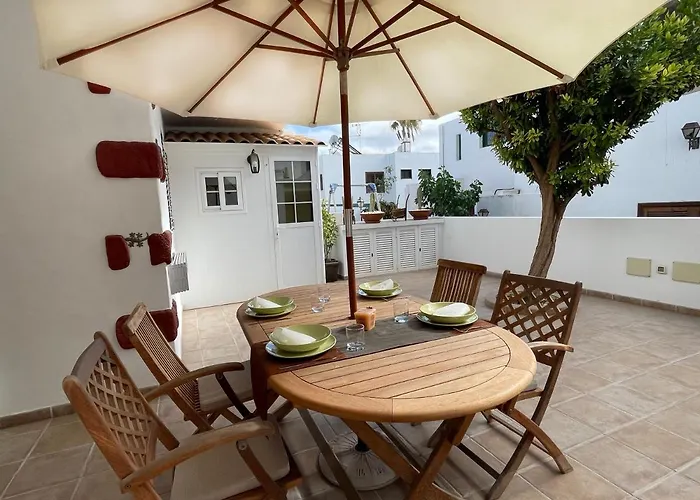 Eslanzarote Sheila House in Puerto del Carmen