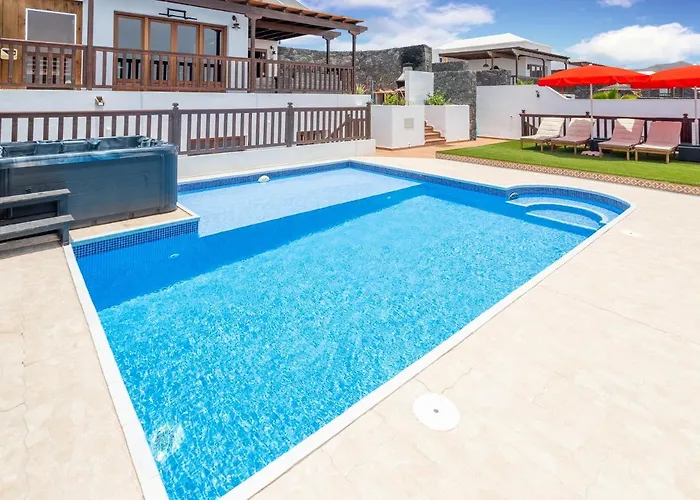 Villa Peaky