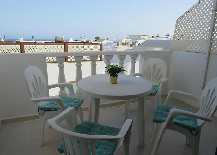 Lidl Bright Central Two Bed Apartment Pdc