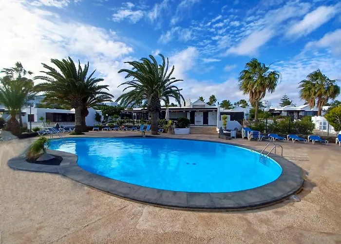 Bungalow Playa Bastian - Piscina Climatizada - Wifi - Playa 1 Min.