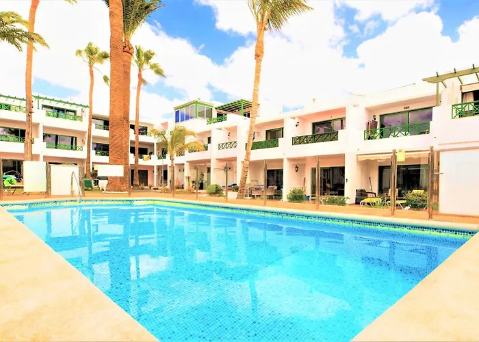 Beautiful One Bedroom Ground Floor Apartment - Veraluna