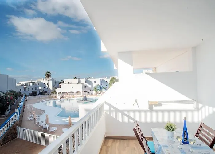 Zen Ocean - Pool View