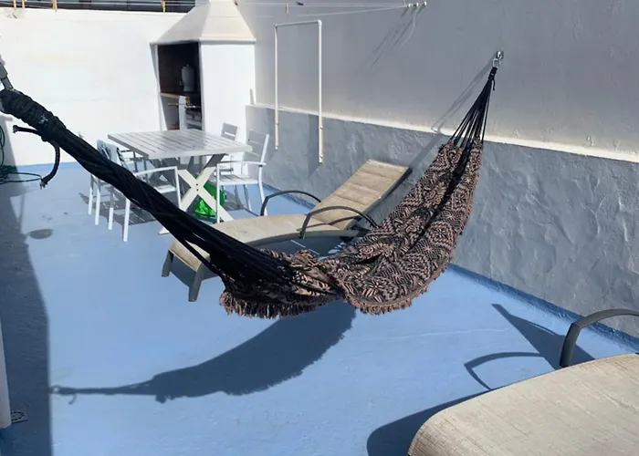 Eterna Primavera, A 40M De La Piscina Natural