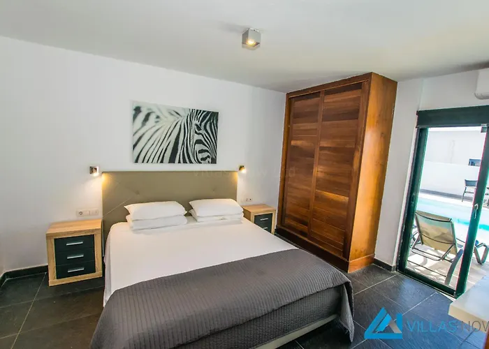 229 - Villa Lanson By Villas Now Ltd
