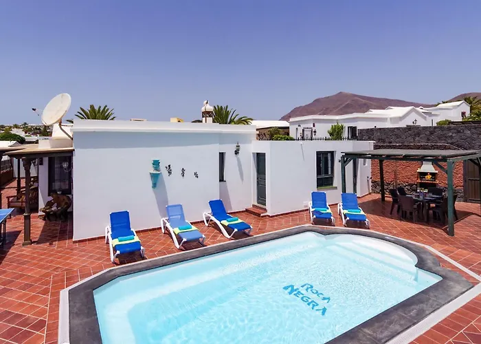 Villa Roca Negra by Villa Plus