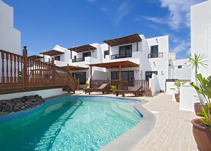 Casa Margarita - Shared Pool - Close To Seafront Promenade