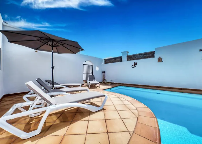 Villa Rosa-Private Pool, Quiet Area