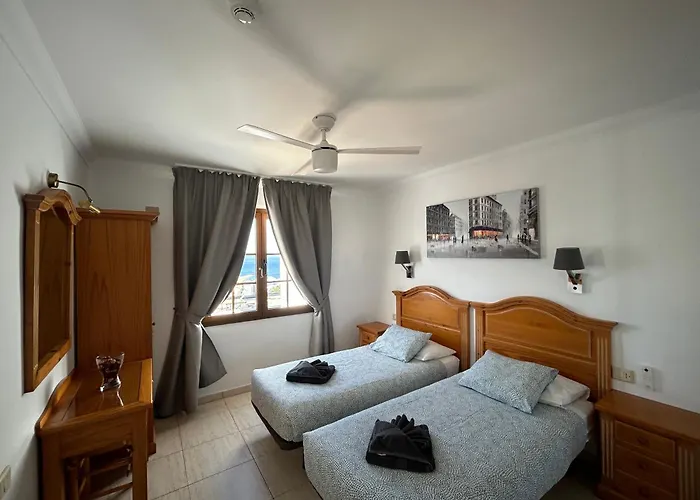 2 Bedroom 2 Bathroom Apartment
