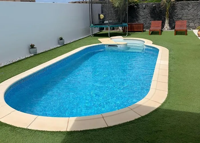 Sabbia Suites Villa Georgia