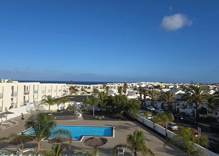 Apartment Namaste- Amazing Sea View & Infinity Pool - Good Wifi - Smart Tv-Residence Senator