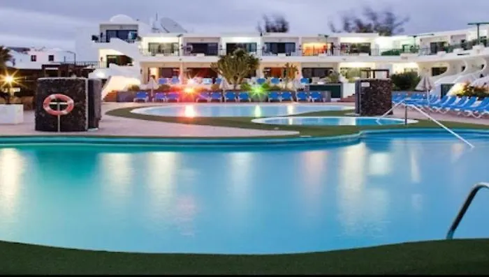 Tahiti 2 Bed Apartment