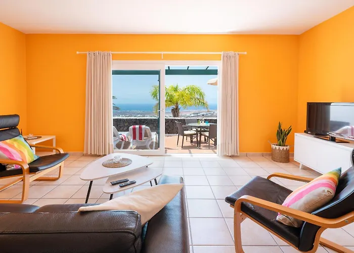 Apartment Mit Meerblick In Ruhiger Lage