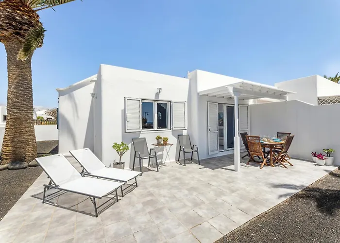 Casahost El Cable Seaview Beach House