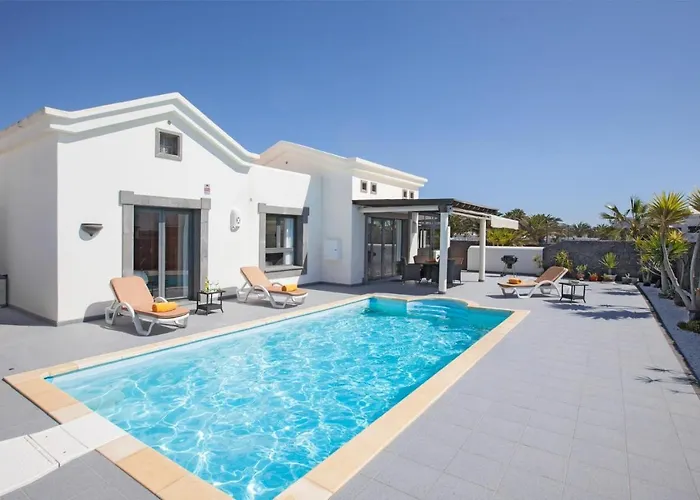 Villa Maura