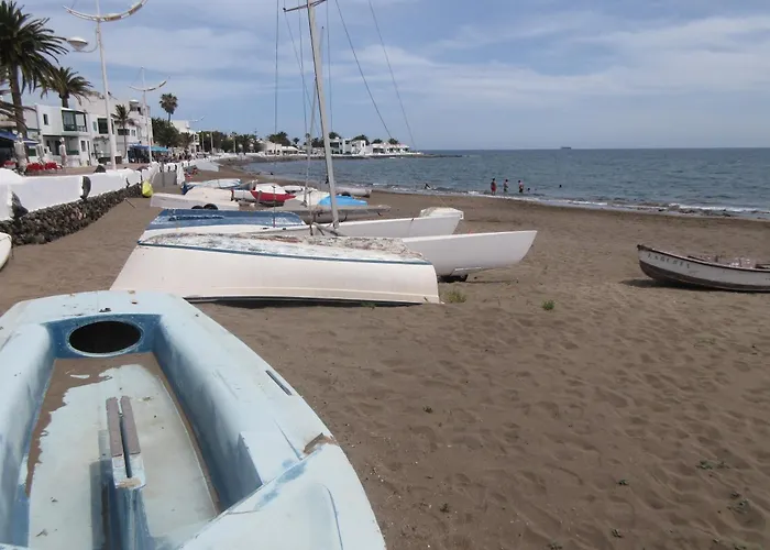 La Barquita By The Beach