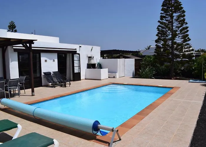 Villa Imogen With New Heated Swimming Pool