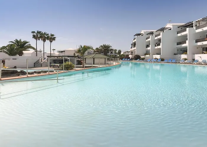 Conylanza Bastian Beach