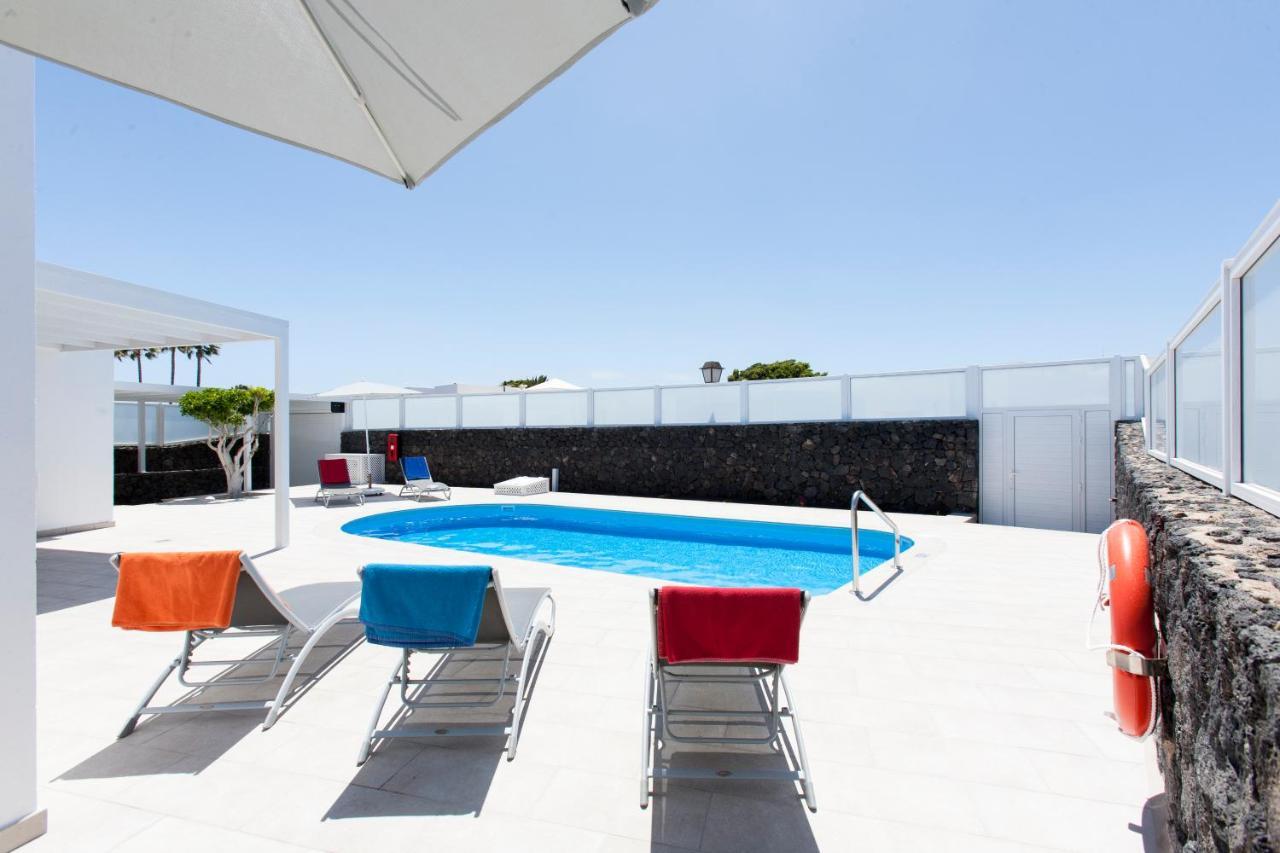Villa 3 Bedroom Delphi With Private Heated Pool. *