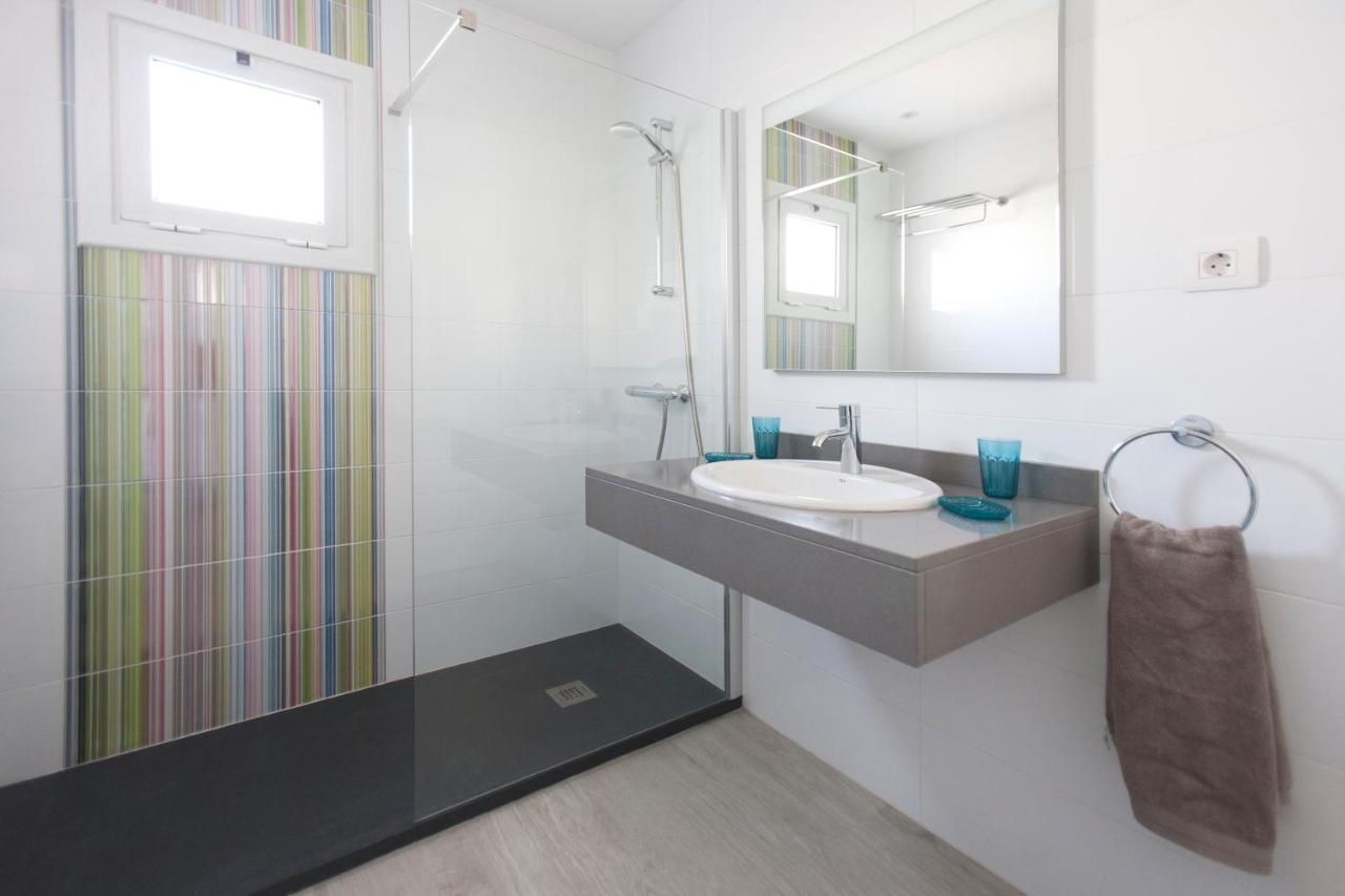 3 Bedroom Delphi With Private Heated Pool. Villa *