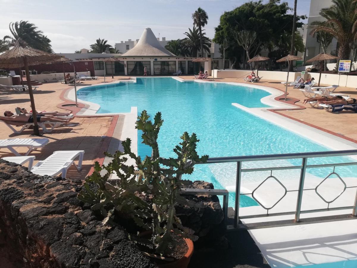 Dino 10 Playa Roca Apartment