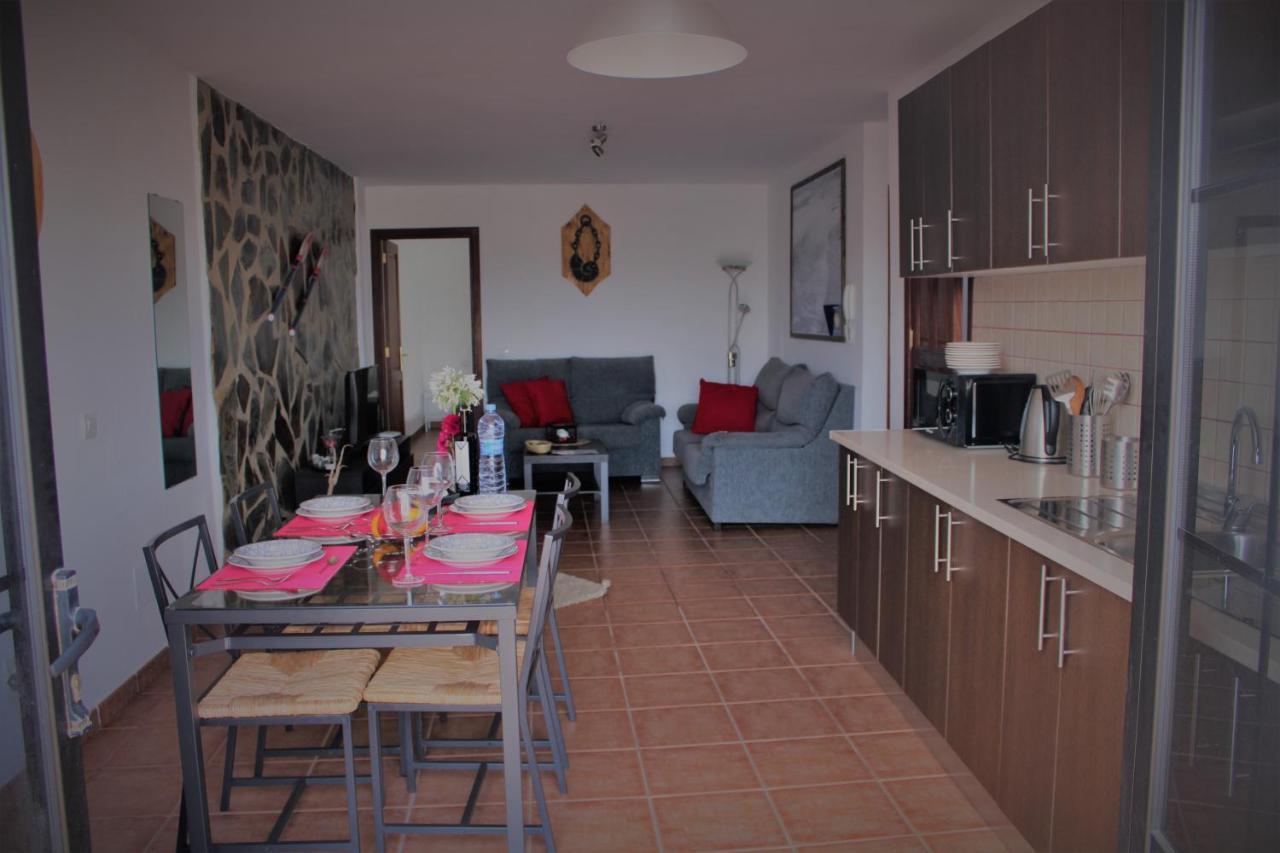 Rostros Apartment *