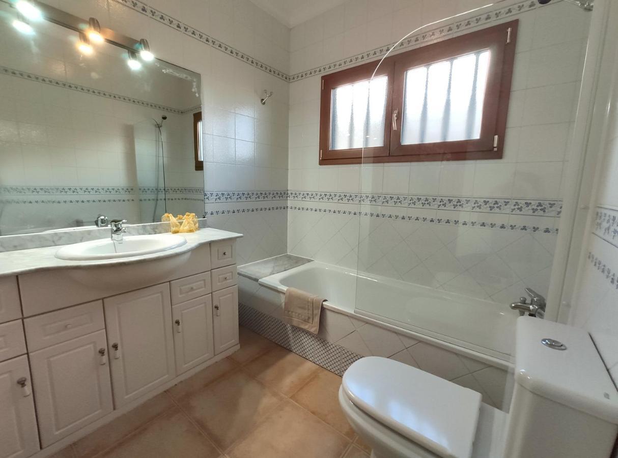 Villa 22 *
