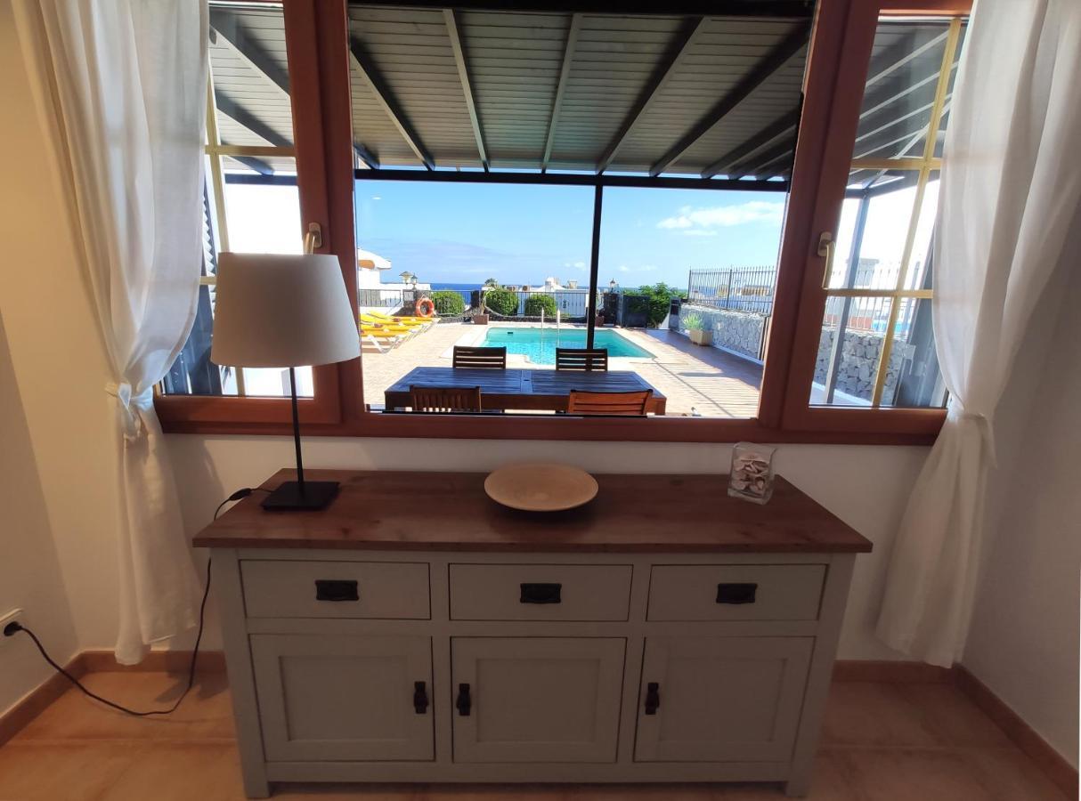Villa 22 *