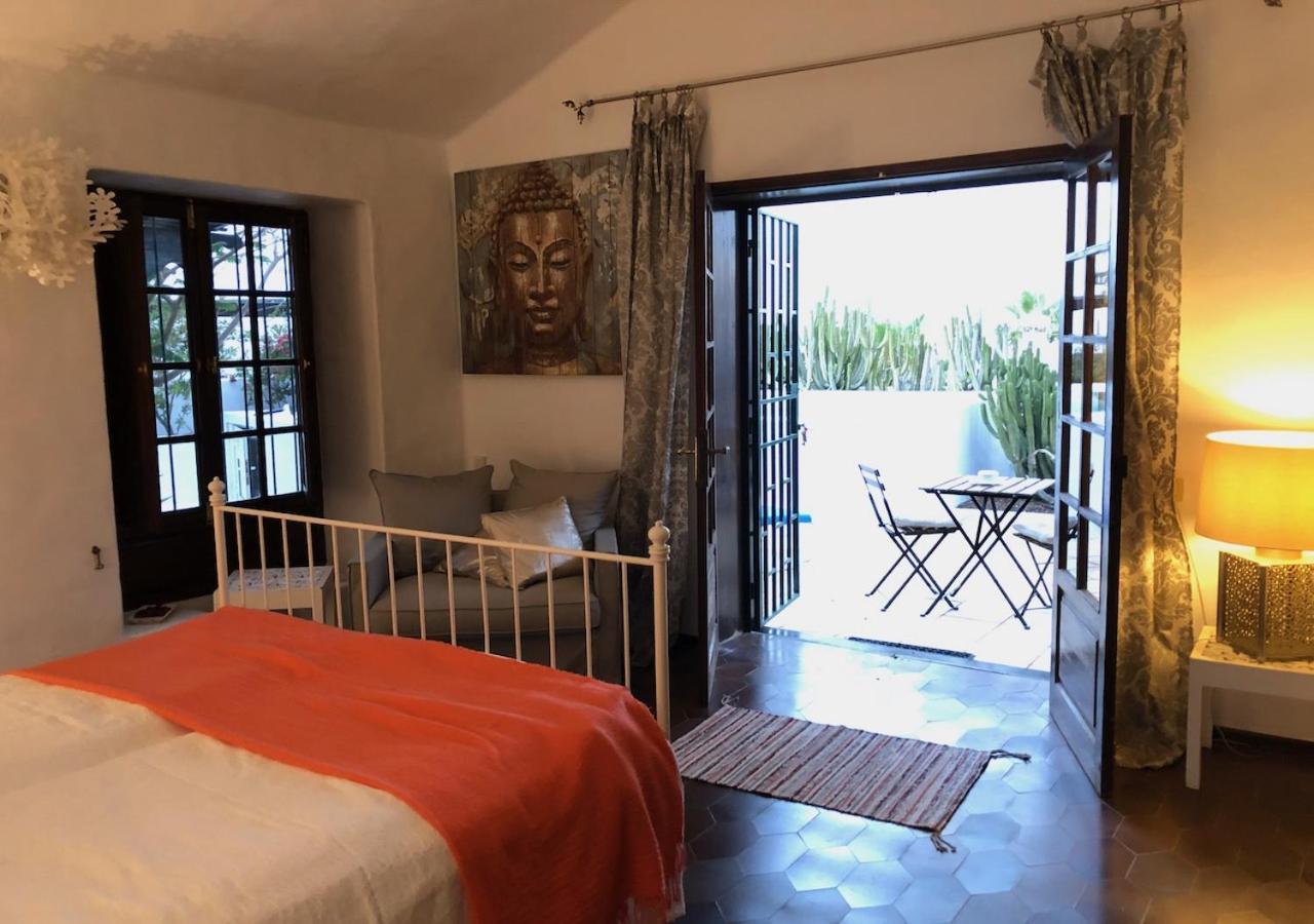 Mare Bella Chao Sea View Private Heated Solar Pool Ac Villa Puerto del Carmen (Lanzarote)